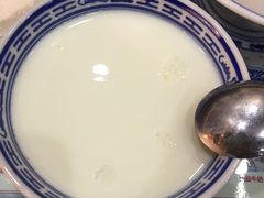 -赵记传承特色牛奶甜品(泉城广场店)
