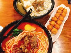 -鑫花溪牛肉米粉(凤凰街创始总店)