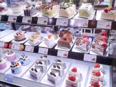 -巴黎贝甜(大宁国际商业广场店)