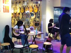 -旅程琴行吉他培训·吉他专卖