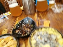 -老东镇啤酒屋海鲜加工·蒸汽海鲜·海鲜烧烤(台东店)