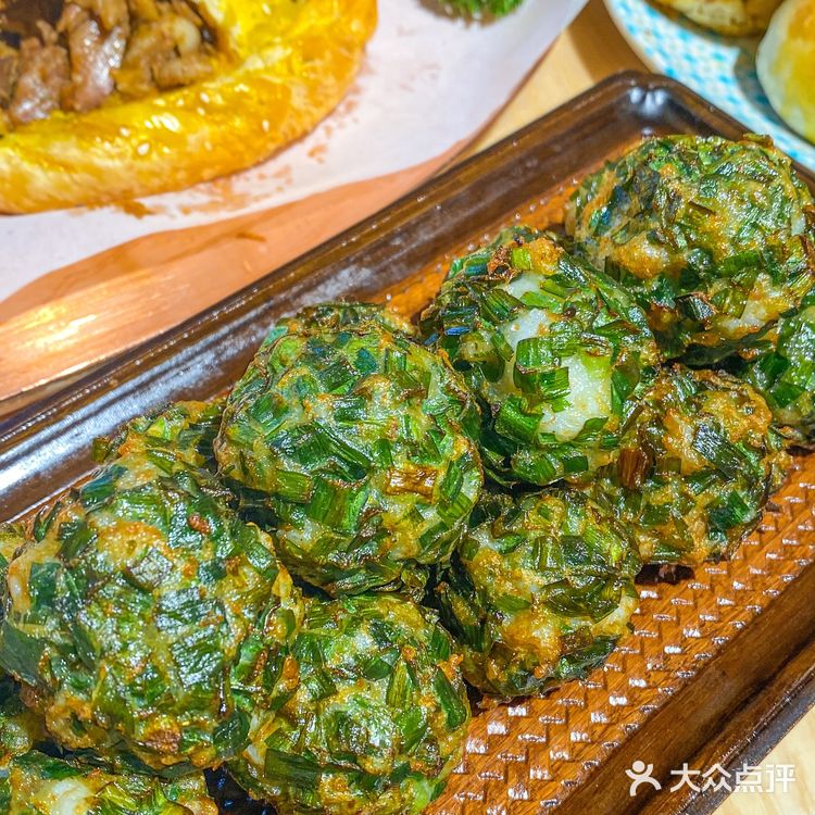 不多❗手工酥皮烤包子我也就点了十几个而已……