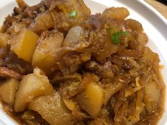 腌黑猪肉烩酸菜-蒙料·手把肉(望京店)