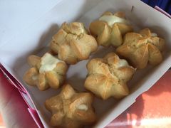 -天品味 一口吃榴莲泡芙