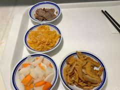 四小凉菜-陇兴楼兰州拉面(西安咸阳国际机场店)