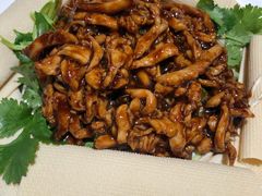 京酱肉丝-上关雪東北菜(中房金谊店)