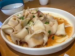 秋葵浸螺片-宋小谨·泉州菜(西沙湾店)