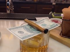 -洛缦音乐餐厅(工业展览馆万象城店)