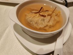 花胶灌汤饺-皇朝会.经典传统粤菜(外滩店)