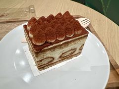 -星巴克臻选(南京金茂览秀城店)