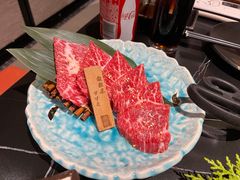 -山川小町·极番烧肉(新地假日广场店)