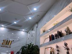 前台-3AM HAIR SALON烫发染发接发