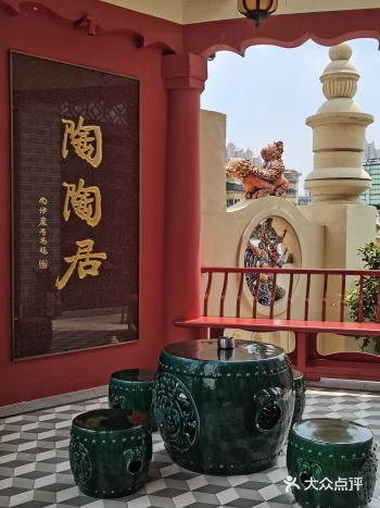 牛腩啫肠粉，酱香味浓，牛腩规整，不柴不韧。糖沙翁