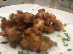 -东豪园林海鲜酒家(南港路辅路店)