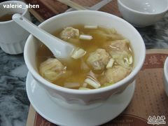 鲜虾净云吞-黄枝记粥面店