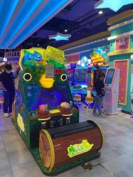 -LuckyStar幸运星家庭娱乐中心(东莞国贸店)
