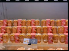 零售区-面包新语(龙湖·西宸天街店)