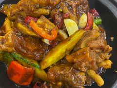 -江城燕子大排档(江汉路步行街店)