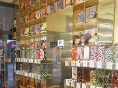 -VENCHI 闻绮(上海佛罗伦萨小镇店)