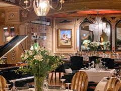 -火车头法国西餐厅