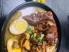 -花溪巷牛肉粉(泉城路店)