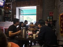 -巴四老城区炭火蛙锅(张江店)