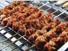 -梁记烤肉(三里庙小区店)