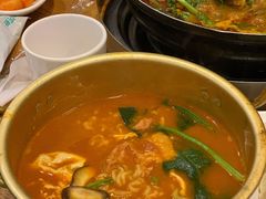 辛拉面-喇喇排骨火锅·传统韩式脊骨汤(望京西园总店)