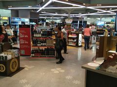 -日上免税店(三径路t3店)