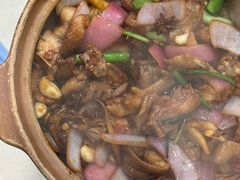 -胡须佬鸡煲四季火锅(龙珠大道店)