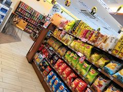 -全家便利店(秀沿路二店)