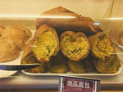 -韩国利尔面包(桂林路店)