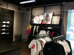 -NIKE KICKS LOUNGE体验店(北京新中关店)