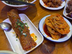 -爆炸头阿姨小四川正宗川味小吃(无任何分店)