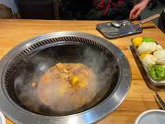 -锅老头海鲜铁锅炖