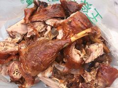 -王浩儿纪六孃甜皮鸭(乐山总店)