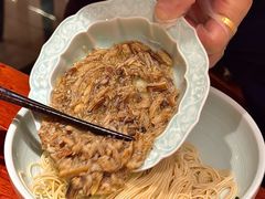 -裕兴记•蟹黄面馆(人民广场店)