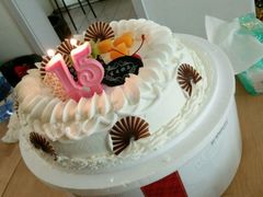 -红宝石·鲜奶小方·海派西点房(南丹店)