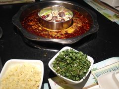 -楠柏弯休闲山庄(梨花溪店)
