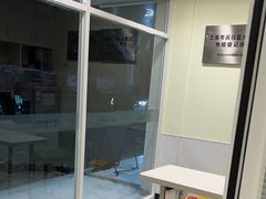 -艾吉宠物医院·疑难杂症转诊中心·猫友好(碧江路院)