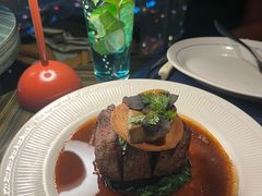 -福楼毕斯罗F Bistronome(国贸商城约会地标景观店)