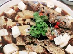 -六福烧烤酒馆(秦隆步行街店)