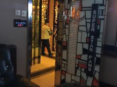 -歌迷量贩KTV(光彩市场店)