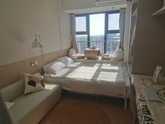 -东方体育中心(地铁站)