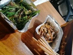 烤韭菜-二红烧烤排骨串(麦岛店)