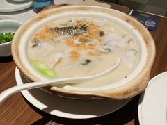-港丽餐厅(杭大店)