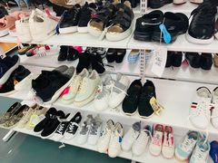 -唯品仓(东山锦轩·现代城店)