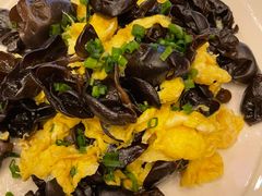-侬佳蒸菜馆(听潮店)