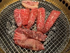 -铭牛烧肉·和牛海鲜自助(高新月牙湖店)