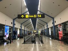 -班达拉奈克国际机场